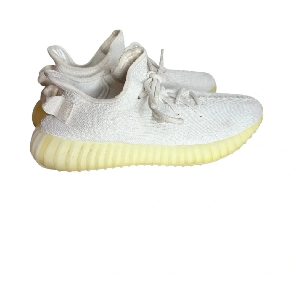 Adidas x Yeezy Boost 350 V2 Sneakers in Cream White size 7.5